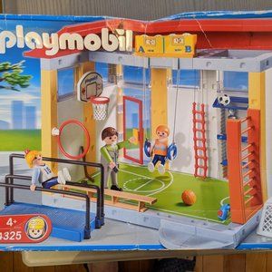 Playmobil # 4325, the gym